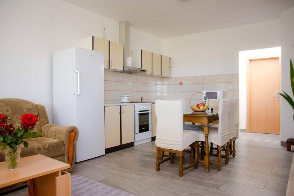 Apartment Jope Kaštela Zewnętrze zdjęcie
